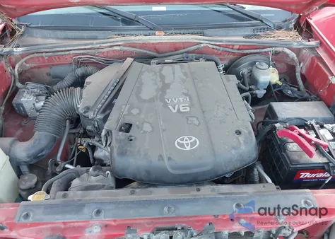 2005 Toyota Tacoma Prerunner V6 z USA, uszkodzony, nr VIN 5TEKU72N35Z109770